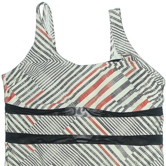 Sun & Sea Grey and Red One Piece Swimwear Chevron Pattern Women’s Plus Size 18 - Picture 5 of 5